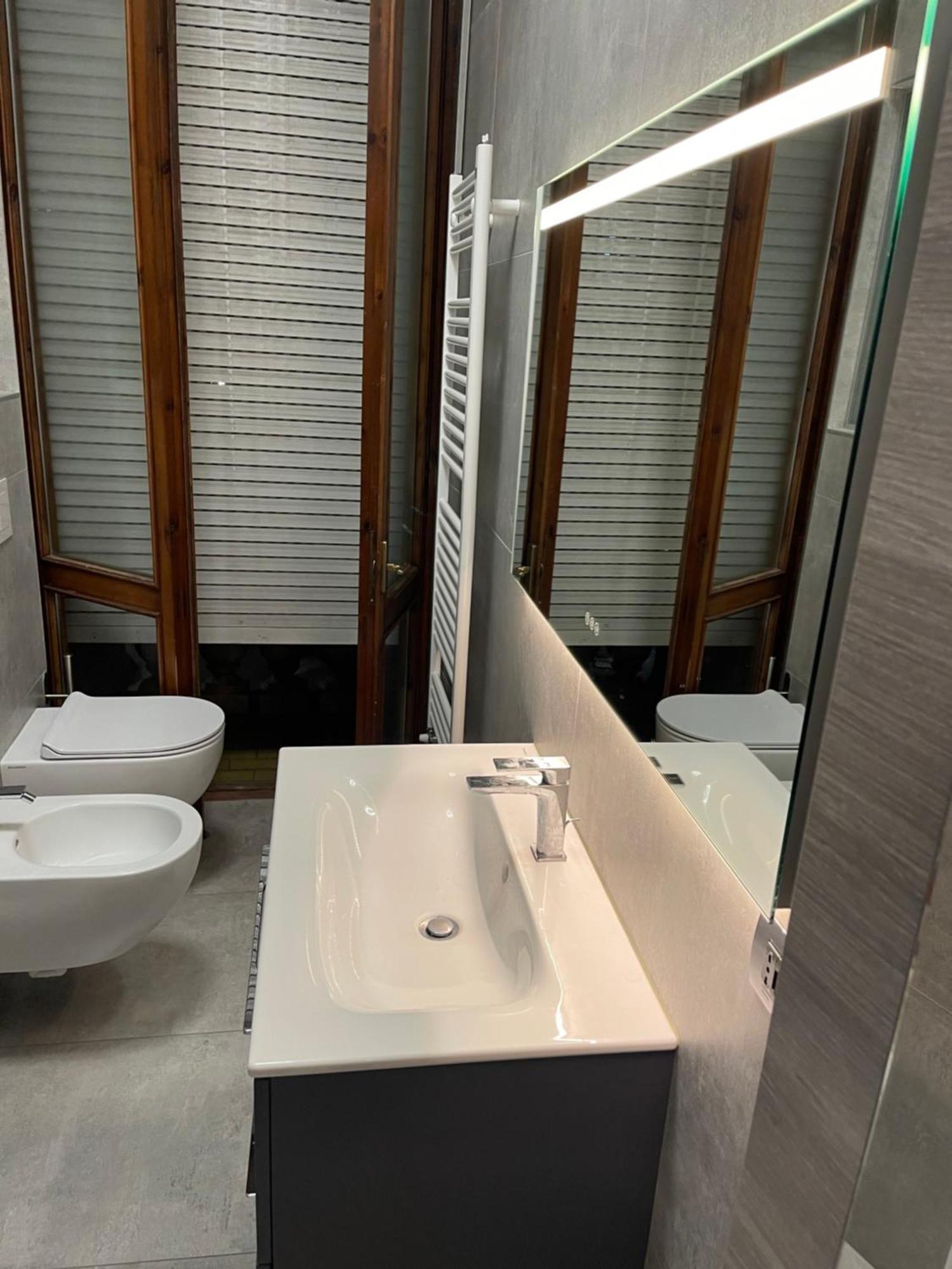 Ferienwohnung Bilocale Zona Navigli Mailand Exterior foto